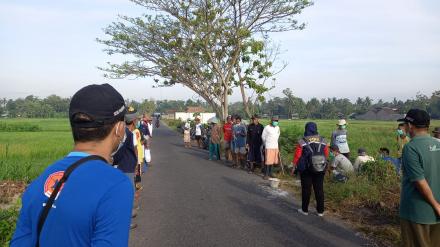 Pengendalian Hama Tikus di wilayah Persawahan Bulak Wetan Prenggan , Karangasem Palbapang 